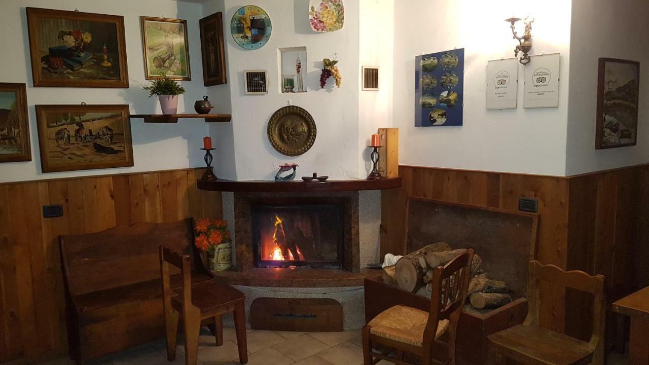Agriturismo Volpe Golosa Morbegno Eksteriør bilde