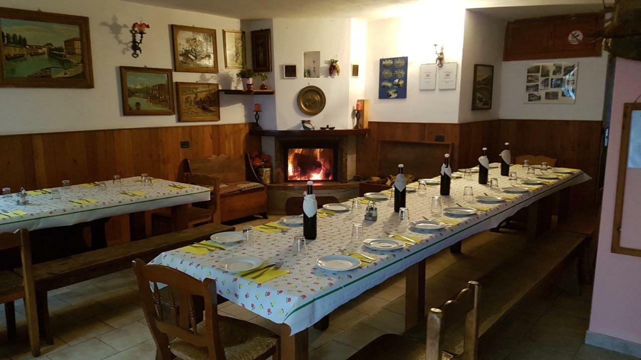 Agriturismo Volpe Golosa Morbegno Eksteriør bilde